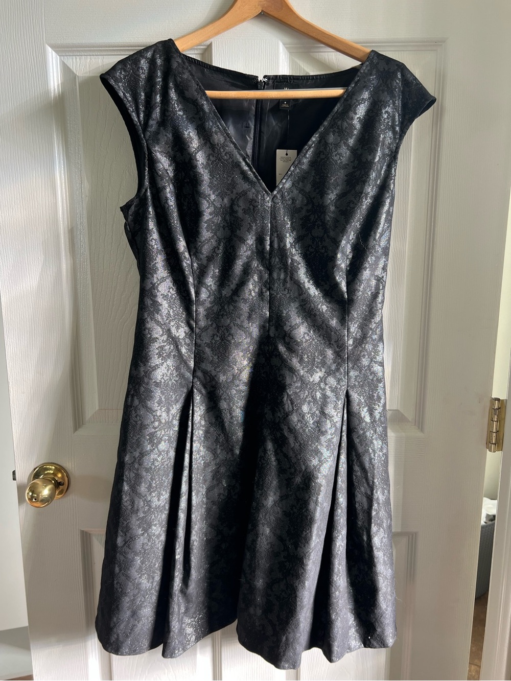 Worthington Black Jacquard V-Neck Midi Dress